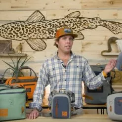 Fishpond Thunderhead Submersible Pouch -Ahrex Sales 2023 1288730220 f08a2a8bc6b492c0add39e8fa9b3a798c6e79a44559c68d95 640