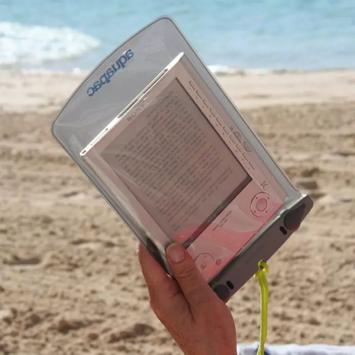 Aquapac Waterproof Tablet Case 4 Aquapac Waterproof Tablet Case - Image 4